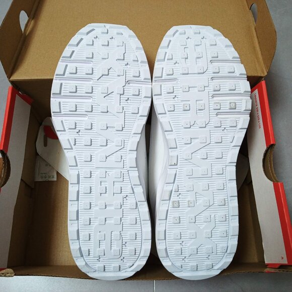 NIKE AIR MAX BIA SE        Running shoes main image 5